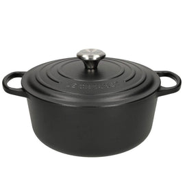 Le Creuset - Signature Braadpan Mat Zwart 28 cm (zwart interieur) Le Creuset - Signature Braadpan Mat Zwart 28 cm (zwart interieur) Braadpan Le Creuset