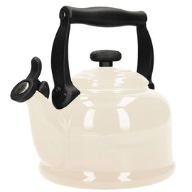 Le Creuset - Tradition Fluitketel Meringue 2,1l Le Creuset - Tradition Fluitketel Meringue 2,1l Le Creuset