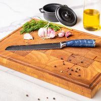 Couteaux Shinrai - Coffret de 4 couteaux en résine époxy saphir à motif damassé - Santoku + couteau à pain + Nakiri + couteau d'office