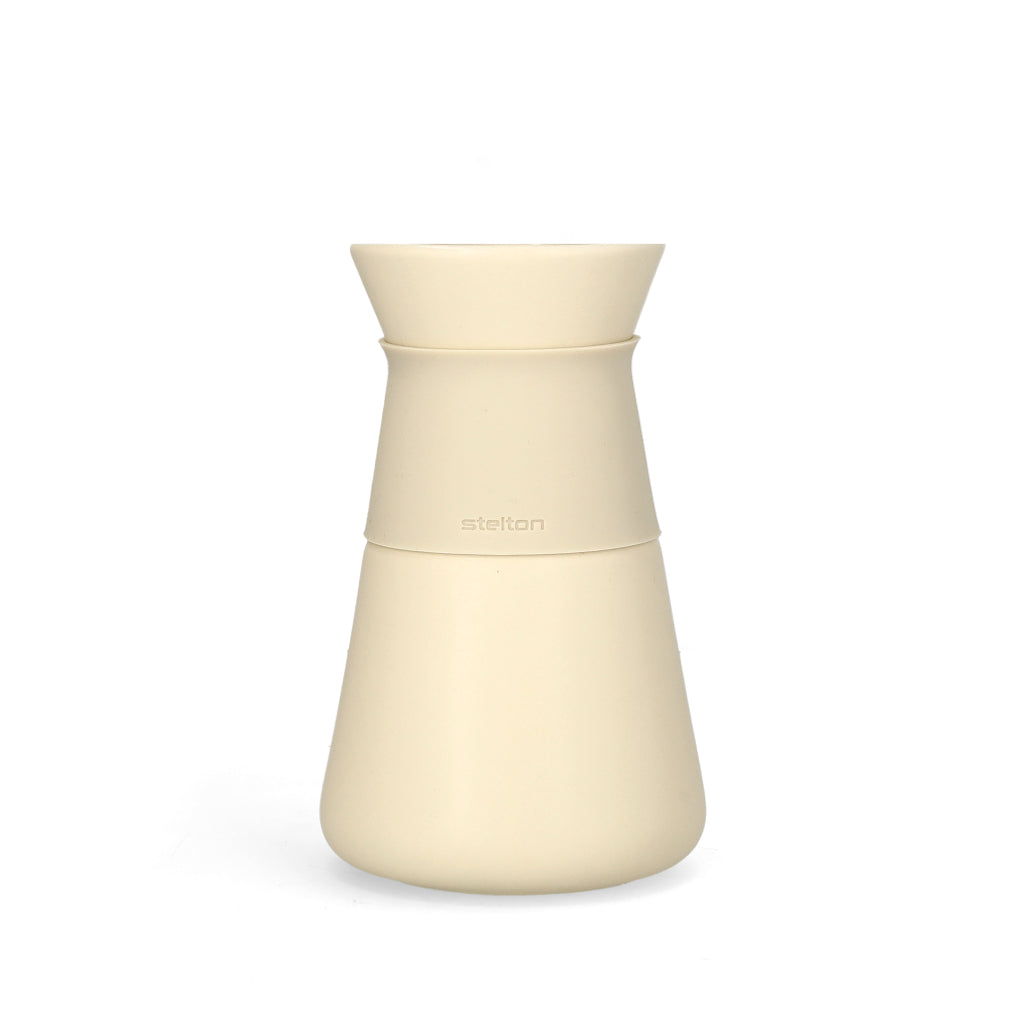 Stelton - Theo Koffiekan met Filter 0.6 l. - Zand