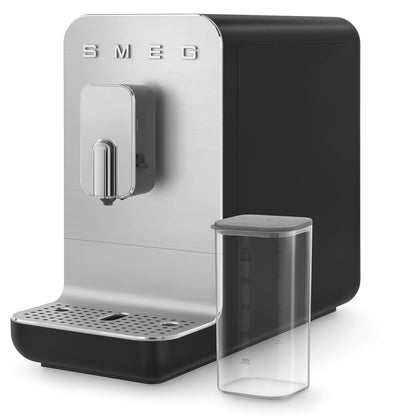 Smeg - Espressomachine | Mat zwart | Contemporary | Automatische koffiemachine met melksysteem