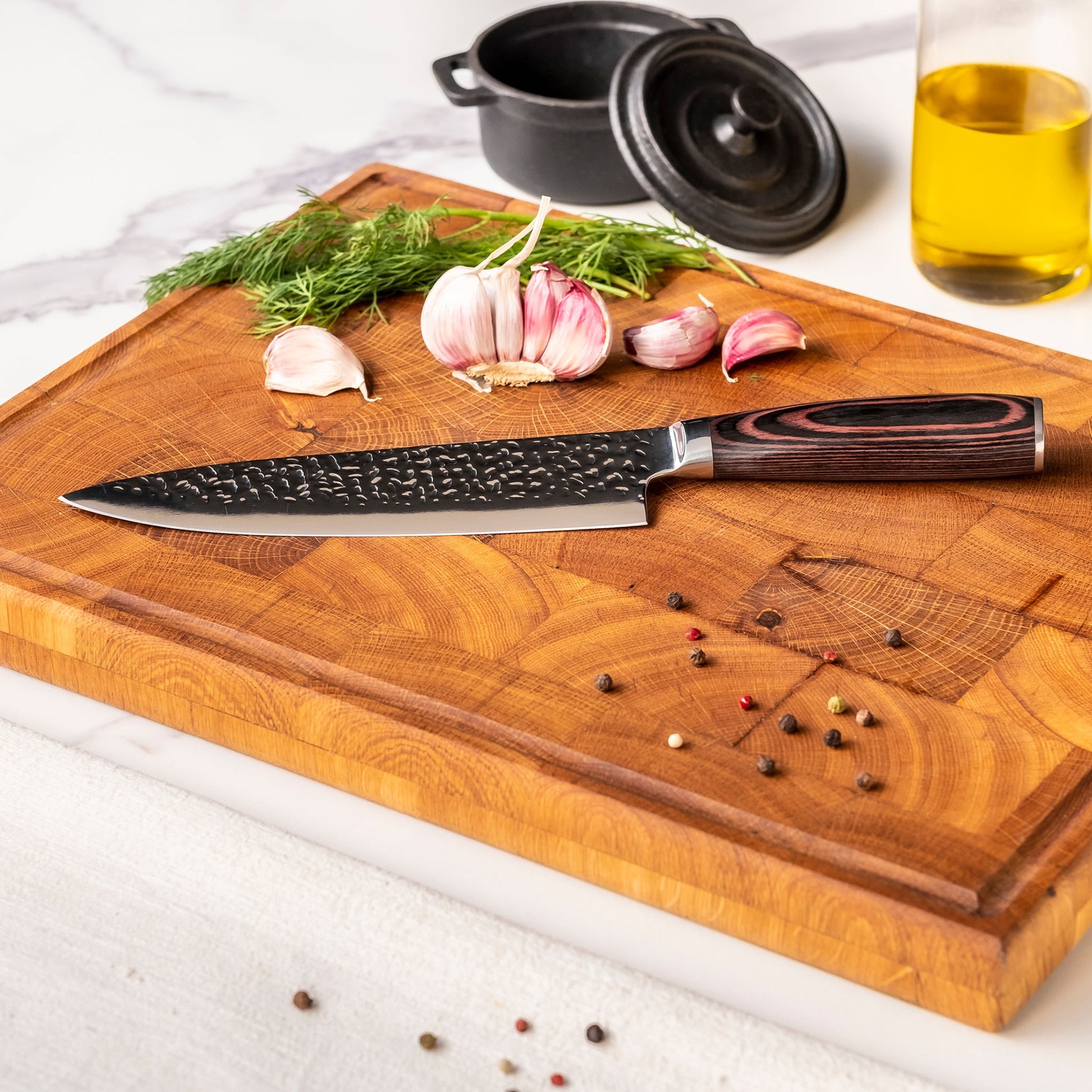 HUIKAILI Messenset, professionele keukenmessenset van roestvrij staal, scherp, antislip, bevroren handvat, met koksmes, messnijde, 2 Santoku-messen en schilmesjes HUIKAILI Messenset, professionele keukenmessenset van roestvrij staal, scherp, antislip, bevroren handvat, met koksmes, messnijde, 2 Santoku-messen en schilmesjes